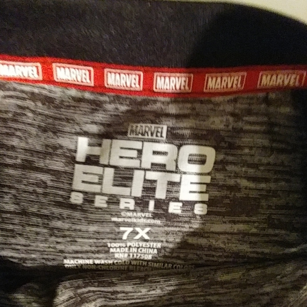 Marvel Spiderman T Shirt - Picture 4 of 5